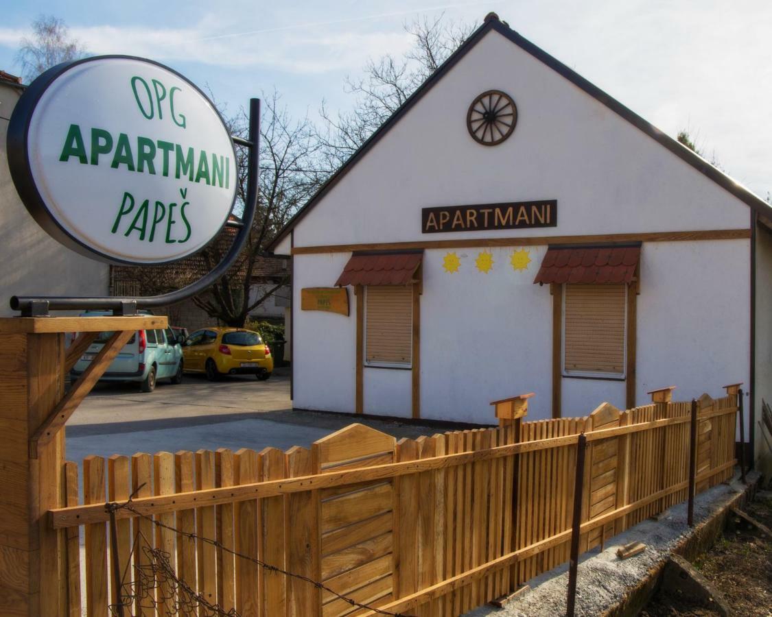 Papes * Krapina